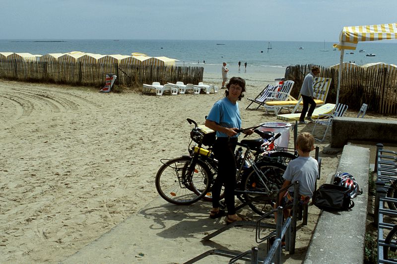 Am Strand in Carnac
Bretagne 2005
Keywords: Rad;Frankreich;2005