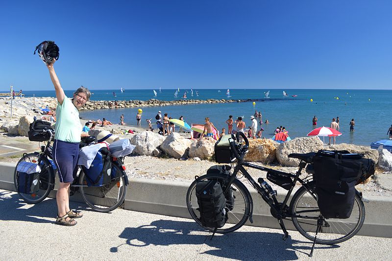 Ankunft Mittelmeerküste in Saintes-Maries-de-la-Mer
Via Rhôna 2017
Keywords: Rad;2017;Frankreich