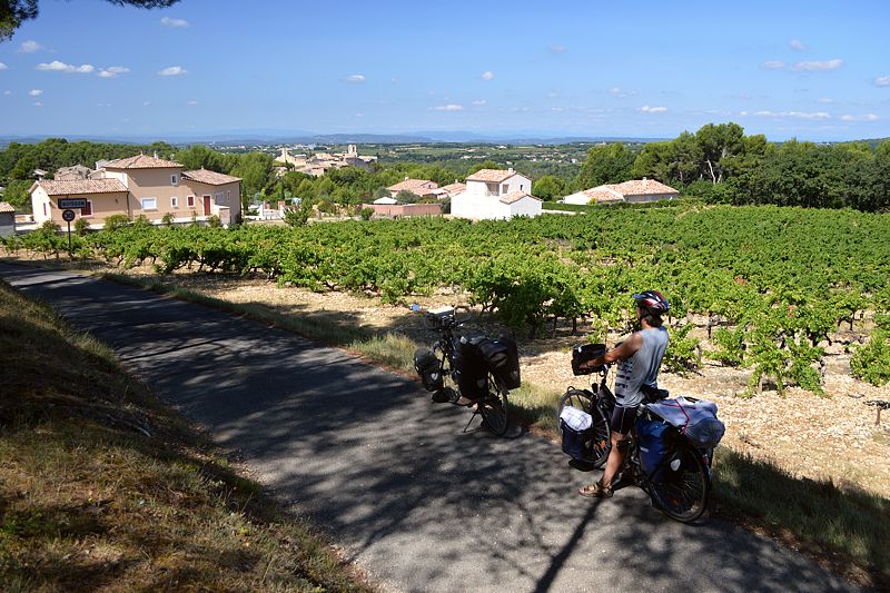 Weinberg vor Buisson
Via Rhôna 2017
Keywords: Rad;2017;Frankreich