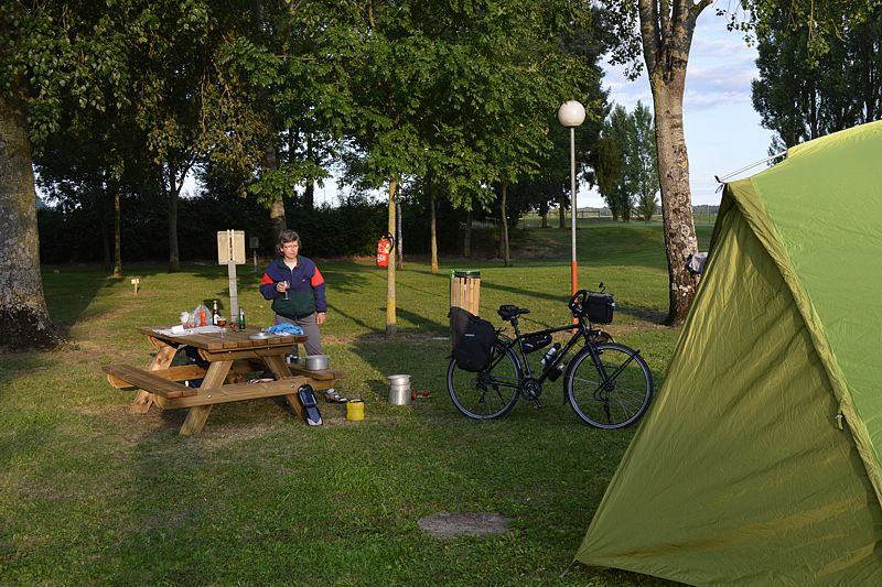 Camping Bonne Aventure in Thoré-la-Rochette
Radreise Loire - Frankreich 2014
Keywords: Rad;2014;Frankreich