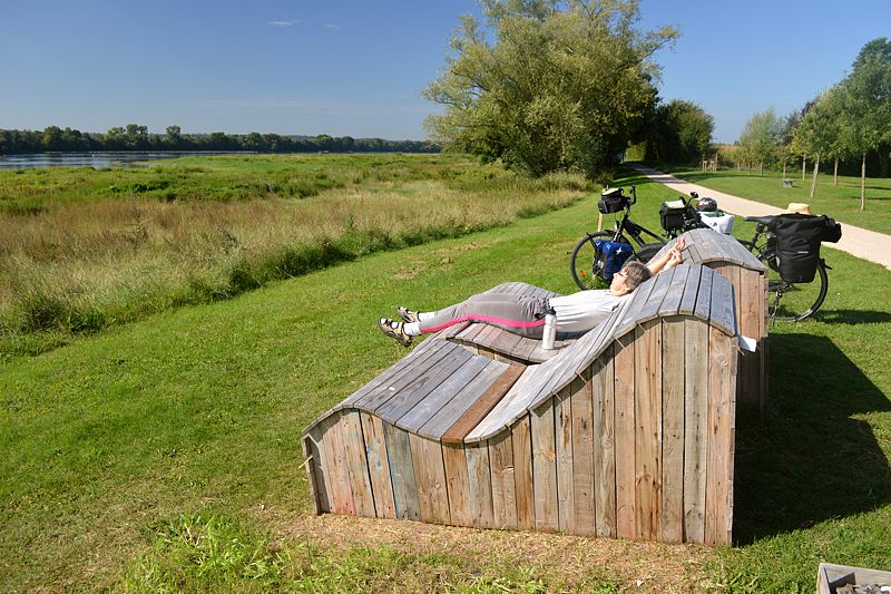 Liegebank an der Loire
Radreise Loire - Frankreich 2014
Keywords: Rad;2014;Frankreich