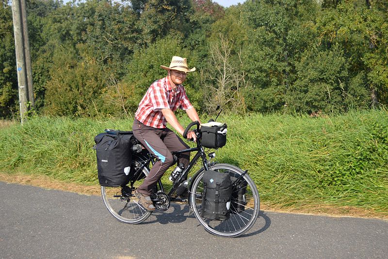 Auf dem Loire-Radweg bei Saint-Laurent-Nouan
Radreise Loire - Frankreich 2014
Keywords: Rad;2014;Frankreich